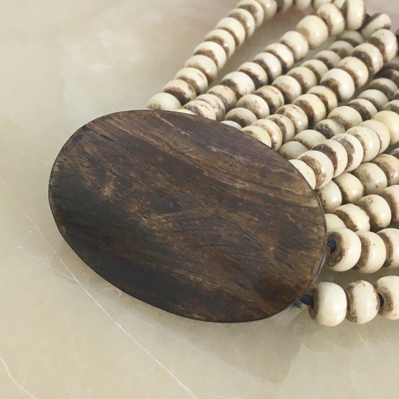 NWT 5 strand beaded bracelet shell and wood - Picture 4 of 8